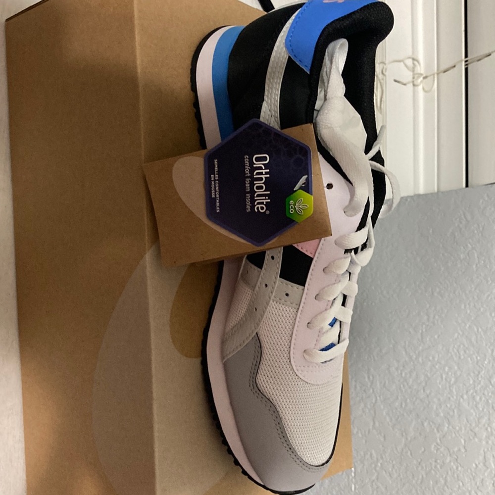 ASICS women shoes